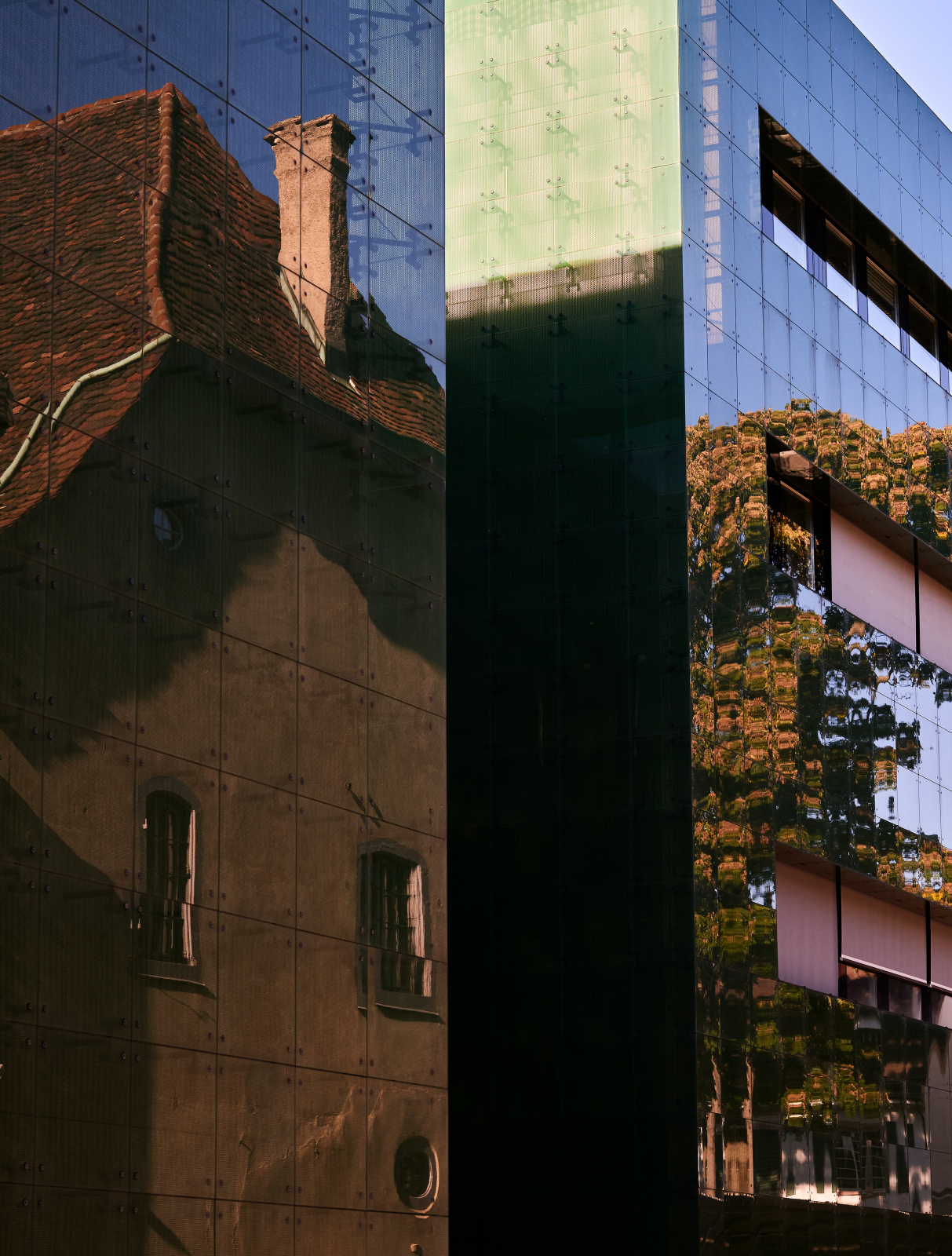EXPLORE THE SURROUNDINGS | ART House Basel